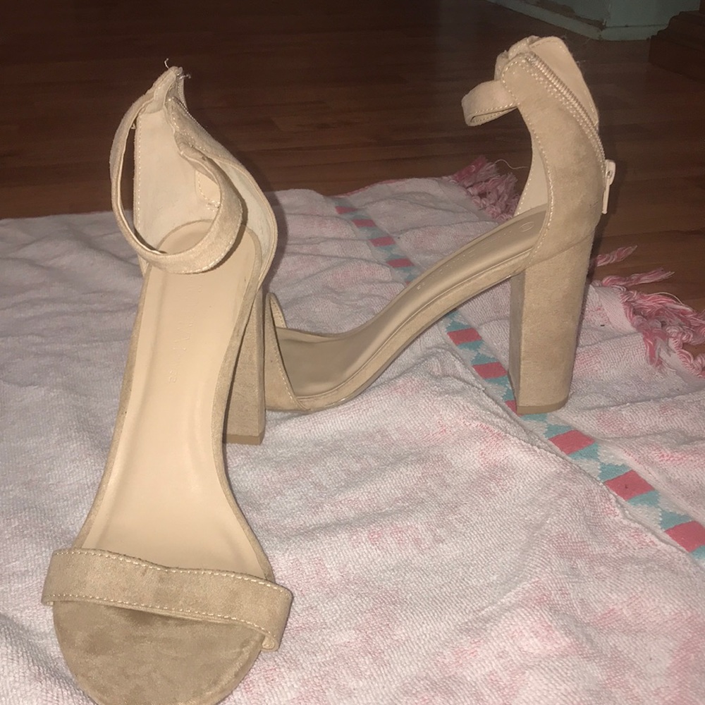 Tan Heels